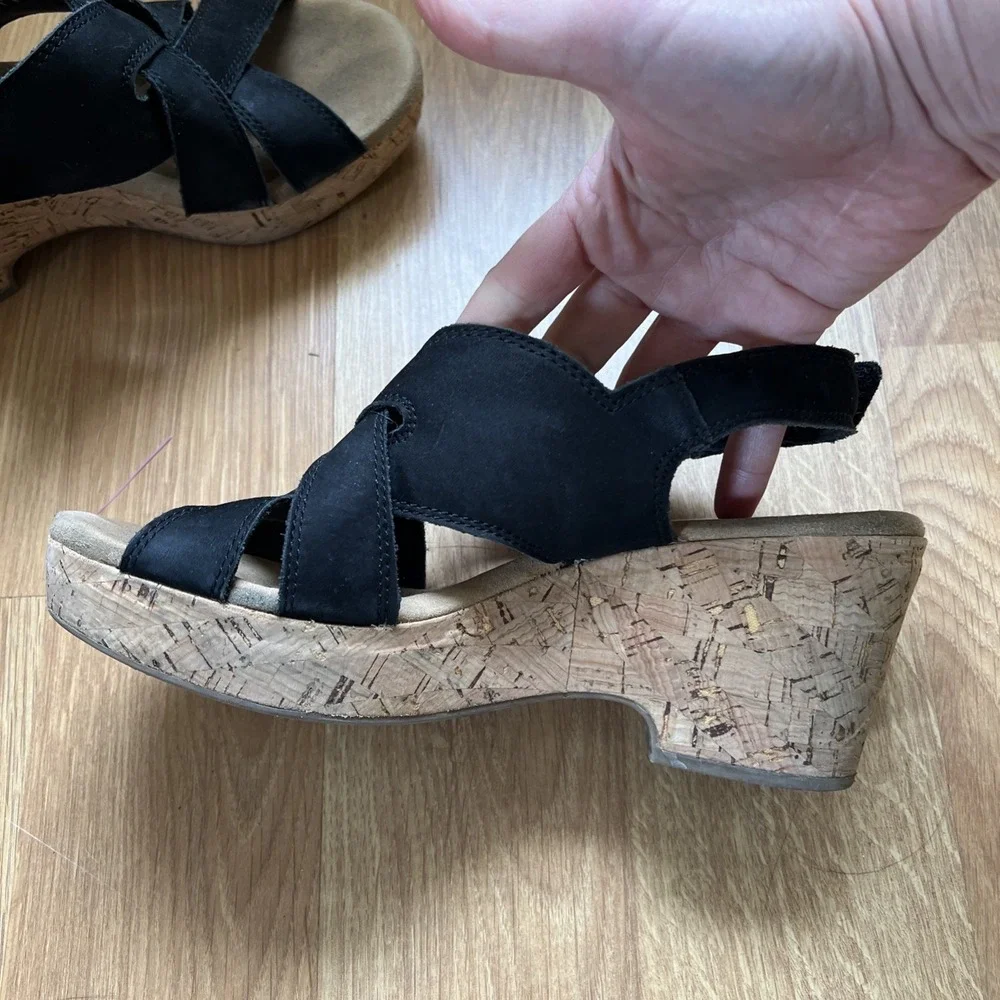 Clarks Rose Wedge Sandal Womens Size 9 Black Ultimate Comfort Nubuck Leather 40